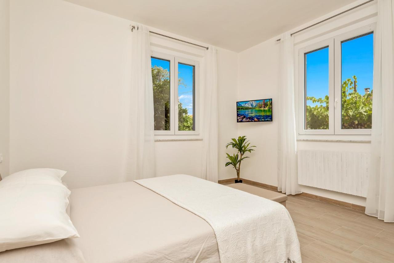 La Spezia - New Home With Netflix & Free Parking Exteriör bild