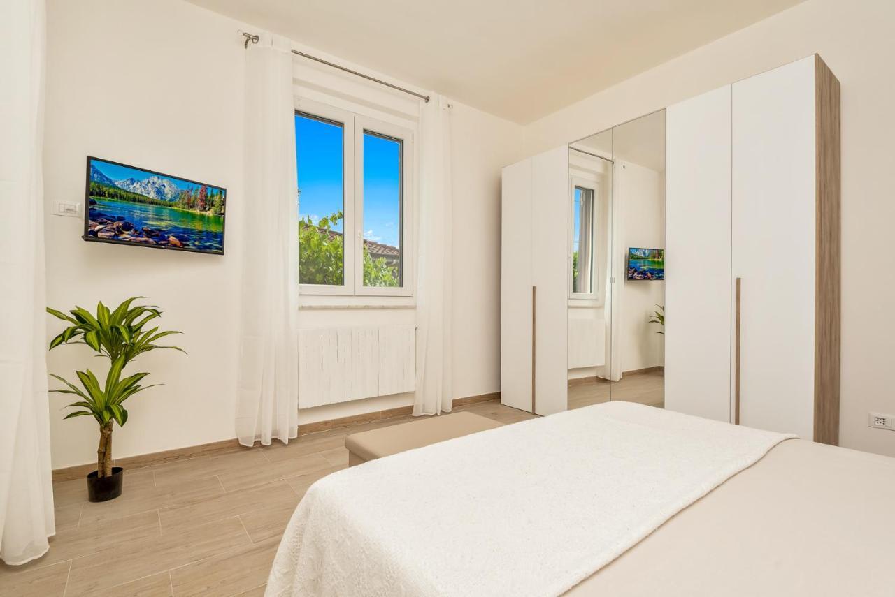 La Spezia - New Home With Netflix & Free Parking Exteriör bild
